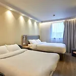 ホテル Deauville-touques 3*