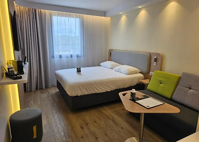 호텔 Deauville-touques 3*